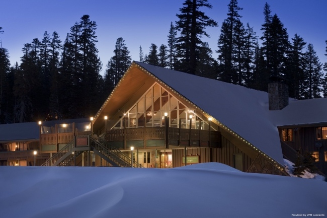 MAMMOTH MOUNTAIN INN