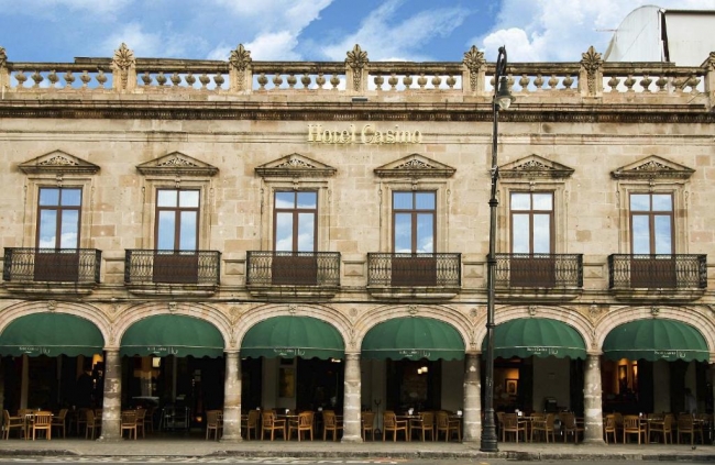 CASINO