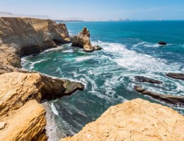 AVENTURAS EN PARACAS (EXTENSION)